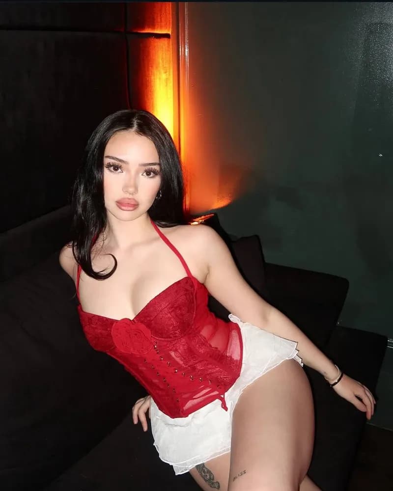 Buse | Bakirkoy VIP Escort | ISTANBUL ESCORT BAYAN